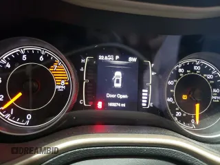 2017 Jeep Cherokee Sport z VIN 1C4PJLASXHW663159, wystawiony jako Copart lot #89033045 z przebiegiem 163 274 mil mil oraz Szkoda całkowita • Salvage title. Historia ofert i sprzedaży dostępna na DreamBid. Obrazek 9.