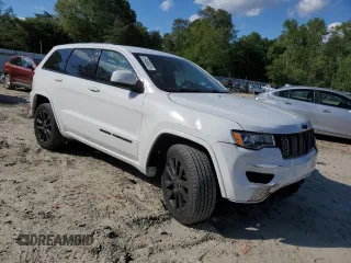 2018 Jeep Grand Cherokee Altitude with VIN 1C4RJFAG8JC189564, listed as a Copart auction lot 55488625 with 69,871 mi miles and Salvage title. Bid and sale history available at DreamBid. Image 4.