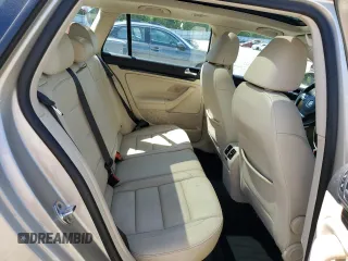 2014 Volkswagen Jetta TDI w/Sunroof with VIN 3VWPL7AJ5EM606949, listed as a Copart auction lot 58863125 with 131,179 mi miles and Clean title. Bid and sale history available at DreamBid. Image 10.