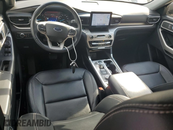 2020 Ford Explorer XLT with VIN 1FMSK8DH5LGC44851, listed as a Copart auction lot 47213915 with 34,007 mi miles and Salvage Title. Bid and sale history available at carsss.com. Image 8.