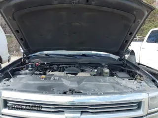 2014 Chevrolet Silverado 1500 High Country with VIN 3GCUKTEC8EG399193, listed as a IAAI auction lot 41789709 with 207,890 mi miles. Bid and sale history available at carsss.com. Image 10.