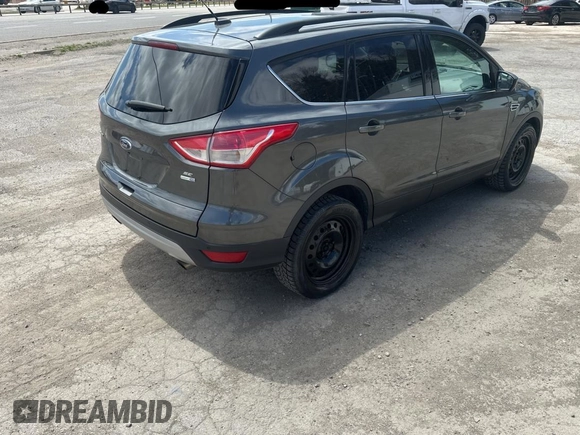 2016 Ford Escape SE with VIN 1FMCU9G91GUB49042, listed as a Copart auction lot 56257705 with 235,024 mi miles and Clean Title. Bid and sale history available at DreamBid. Image 4.