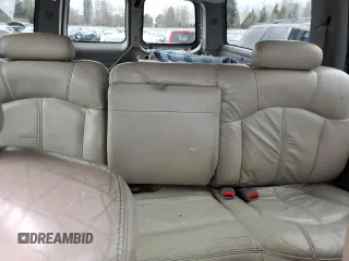 2001 Chevrolet Suburban LT with VIN 3GNEC16T11G147081, listed as a Copart auction lot 45738435 with 0 mi miles and Salvage Title. Bid and sale history available at carsss.com. Image 10.