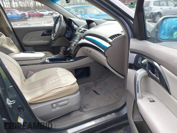 2008 Acura MDX Tech/Pwr Tail Gate with VIN 2HNYD28628H549647, listed as a IAAI auction lot 41820247 with 217,618 mi miles. Bid and sale history available at carsss.com. Image 5.