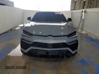 2022 Lamborghini Urus z VIN ZPBUA1ZL8NLA16768, wystawiony jako Copart lot #40152294 z przebiegiem 10 595 mil mil oraz Tytuł czysty. Historia ofert i sprzedaży dostępna na DreamBid. Obrazek 5.