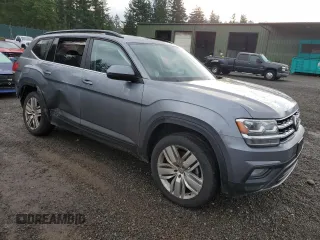 2020 Volkswagen Atlas SE with VIN 1V2UR2CA2LC502422, listed as a Copart auction lot 84052564 with 52,750 mi miles and Salvage title. Bid and sale history available at DreamBid. Image 4.