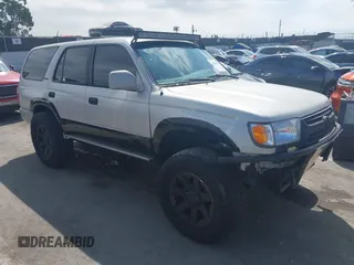 2000 Toyota 4Runner Limited with VIN JT3GN87RXY0159949, listed as a IAAI auction lot 41902757 with 213,170 mi miles and . Bid and sale history available at DreamBid. Image 1.