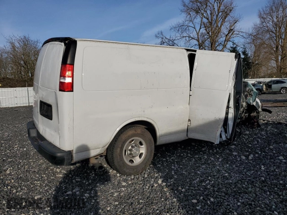 2019 Chevrolet Express Cargo with VIN 1GCWGBFG8K1352763, listed as a Copart auction lot 86736704 with Not provided miles and Salvage title. Bid and sale history available at DreamBid. Image 3.