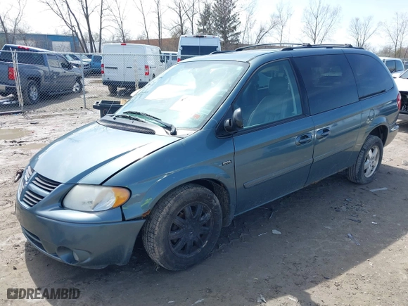 2007 Dodge Grand Caravan SXT with VIN 2D4GP44L37R356726, listed as a IAAI auction lot 41952742 with 143,950 mi miles. Bid and sale history available at carsss.com. Image 16.