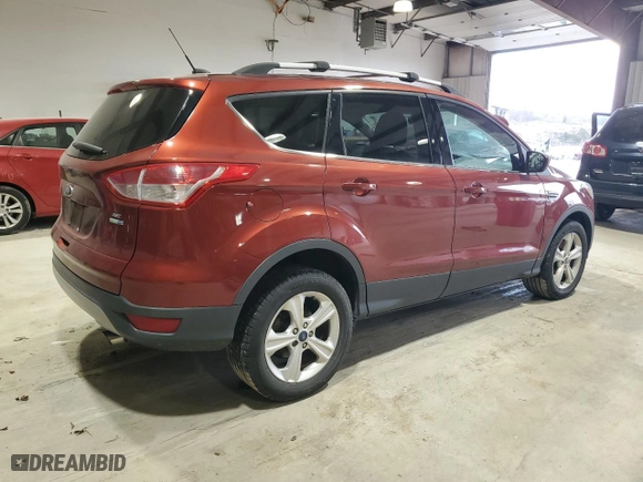 2014 Ford Escape SE with VIN 1FMCU9GXXEUC96990, listed as a Copart auction lot 52826925 with 142,873 mi miles and Clean Title. Bid and sale history available at carsss.com. Image 3.