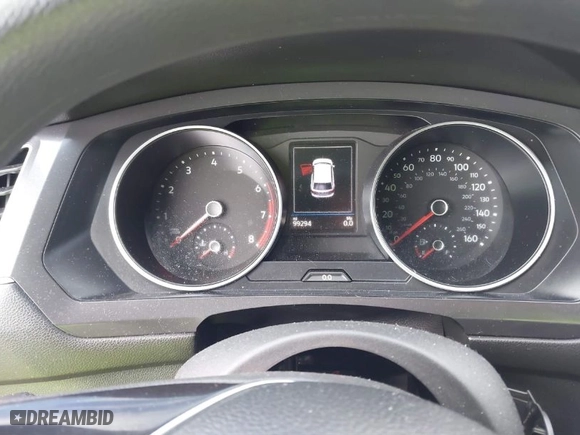 2020 Volkswagen Tiguan S with VIN 3VV1B7AX3LM138606, listed as a IAAI auction lot 41740703 with 99,294 mi miles. Bid and sale history available at carsss.com. Image 7.