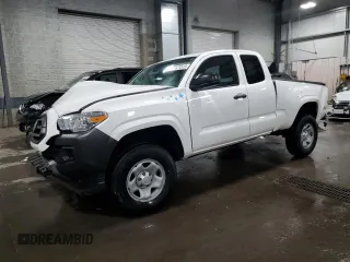 2022 Toyota Tacoma SR z VIN 3TYRX5GN6NT053893, wystawiony jako Copart lot #57838515 z przebiegiem 15 014 mil mil oraz Szkoda całkowita • Salvage title. Historia ofert i sprzedaży dostępna na DreamBid. Obrazek 1.