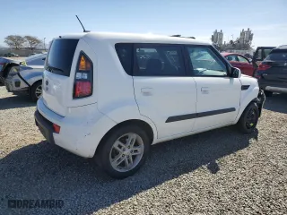 2010 Kia Soul ! with VIN KNDJT2A29A7151306, listed as a Copart auction lot 47459645 with 123,836 mi miles and Salvage Title. Bid and sale history available at carsss.com. Image 3.