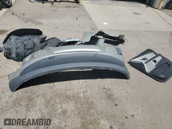 2015 GMC Terrain SLE with VIN 2GKALMEK8F6432823, listed as a Copart auction lot 54624485 with 109,523 mi miles and Salvage title. Bid and sale history available at DreamBid. Image 13.