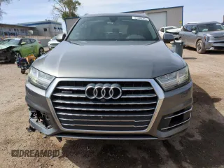 2017 Audi Q7 Premium Plus with VIN WA1LAAF74HD014776, listed as a Copart auction lot 57088365 with 152,853 mi miles and Salvage title. Bid and sale history available at DreamBid. Image 5.