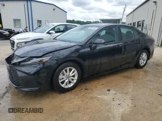 2025 Toyota Camry LE with VIN 4T1DAACK3SU028478, listed as a Copart auction lot 54494635 with 13,595 mi miles and Clean Title. Bid and sale history available at carsss.com. Image 1.