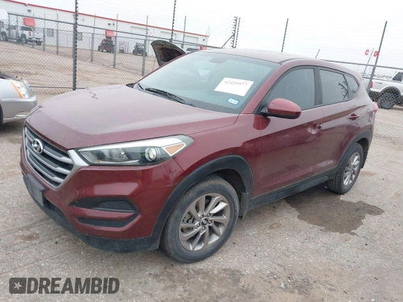 2017 Hyundai Tucson SE z VIN KM8J23A47HU431498, wystawiony jako IAAI lot #42425577 z przebiegiem 83 014 mil mil oraz . Historia ofert i sprzedaży dostępna na DreamBid. Obrazek 17.