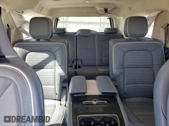 2020 Lincoln Navigator Black Label z VIN 5LMJJ3TT7LEL01308, wystawiony jako Copart lot #73700704 z przebiegiem 70 838 mil mil oraz Szkoda całkowita • Salvage title. Historia ofert i sprzedaży dostępna na DreamBid. Obrazek 10.