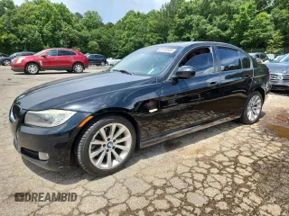 2011 BMW 3 Series 328i with VIN WBAPH7G55BNM57147, listed as a Copart auction lot 61478355 with 240,839 mi miles and Clean title. Bid and sale history available at DreamBid. Image 1.