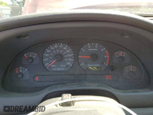 2003 Ford Mustang Standard с VIN 1FAFP40443F377129, выставлен на аукционе Copart как лот 59224525 с пробегом 121 327 миль миль и Чистый • Clean title. История ставок и продаж доступна на DreamBid. Изображение 9.