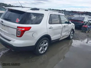 2015 Ford Explorer Limited with VIN 1FM5K7F89FGB06819, listed as a IAAI auction lot 41600497 with 87,652 mi miles. Bid and sale history available at carsss.com. Image 4.
