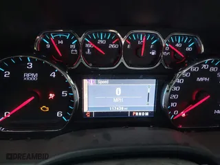 2014 Chevrolet Silverado 1500 LT with VIN 1GCRCRECXEZ373328, listed as a IAAI auction lot 41748737 with 117,439 mi miles. Bid and sale history available at carsss.com. Image 7.