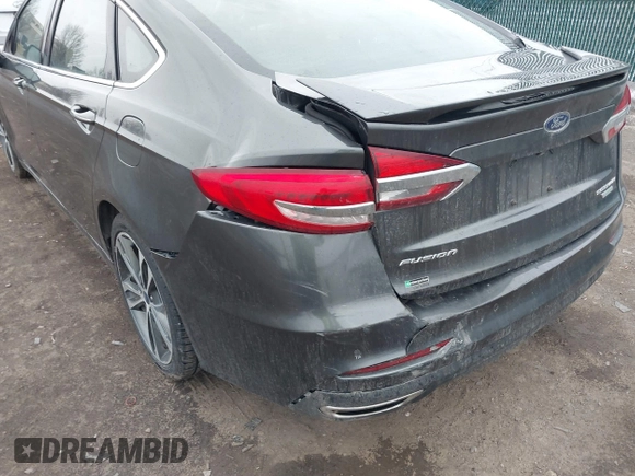2019 Ford Fusion Titanium with VIN 3FA6P0K9XKR259556, listed as a IAAI auction lot 41823997 with 132,071 mi miles. Bid and sale history available at carsss.com. Image 6.