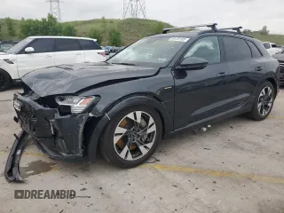 2022 Audi e-tron Premium с VIN WA1AABGE2NB031299, выставлен на аукционе Copart как лот 59125185 с пробегом 29 136 миль миль и Списание • Salvage title. История ставок и продаж доступна на DreamBid. Изображение 1.
