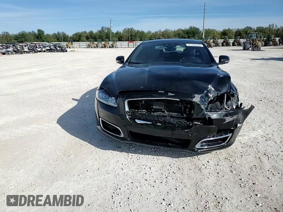 2019 Jaguar XJ Portfolio with VIN SAJWA2G76K8W21612, listed as a Copart auction lot 87379184 with 25,301 mi miles and Non Repairable. Bid and sale history available at DreamBid. Image 13.