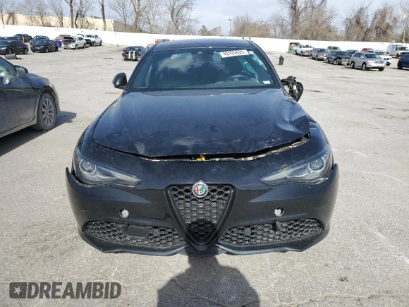 2020 Alfa Romeo Giulia Ti Sport z VIN ZARFANBN8L7638821, wystawiony jako Copart lot #49105635 z przebiegiem 41 052 mil mil oraz Szkody całkowita. Historia ofert i sprzedaży dostępna na DreamBid. Obrazek 5.
