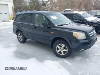2008 Honda Pilot EX-L with VIN 5FNYF18588B050066, listed as a IAAI auction lot 41649007 with 172,018 mi miles. Bid and sale history available at carsss.com. Image 1.