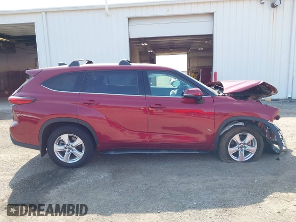 2022 Toyota Highlander LE with VIN 5TDBZRBH7NS569311, listed as a IAAI auction lot 42117066 with 18,579 mi miles and . Bid and sale history available at DreamBid. Image 13.