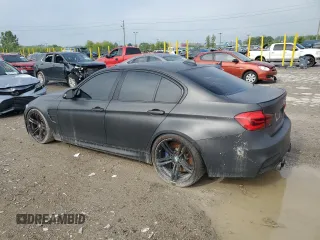 2016 BMW M3 z VIN WBS8M9C58G5E68988, wystawiony jako Copart lot #58784185 z przebiegiem 86 577 mil mil oraz Tytuł czysty. Historia ofert i sprzedaży dostępna na DreamBid. Obrazek 2.