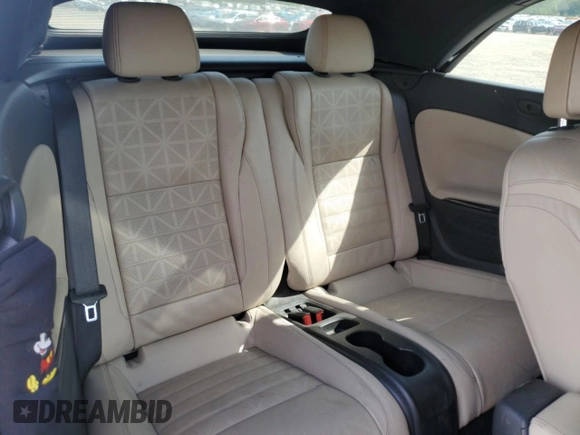 2017 Buick Cascada Premium с VIN W04WH3N56HG097307, выставлен на аукционе Copart как лот 53077715 с пробегом 111 618 миль миль и Списание • Salvage title. История ставок и продаж доступна на DreamBid. Изображение 11.