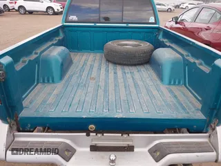 1994 Chevrolet S-10 LS with VIN 1GCCS19W4R8181235, listed as a IAAI auction lot 41710054 with 203,150 mi miles and . Bid and sale history available at DreamBid. Image 13.