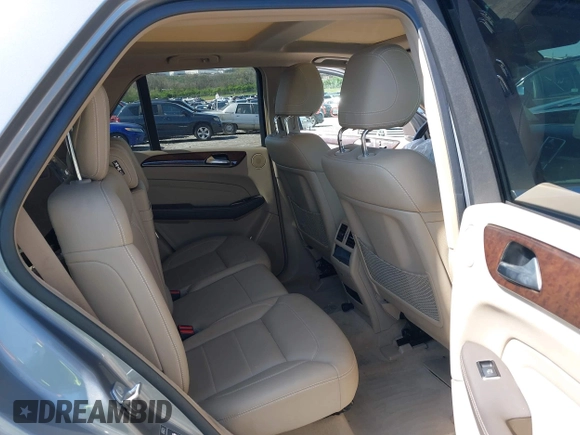 2012 Mercedes-Benz M ML 350 with VIN 4JGDA5HB3CA029777, listed as a IAAI auction lot 41905904 with 64,588 mi miles. Bid and sale history available at carsss.com. Image 8.