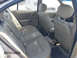 2002 Infiniti G20 Luxury z VIN JNKCP11A82T509291, wystawiony jako IAAI lot #42121305 z przebiegiem 147 256 mil mil oraz . Historia ofert i sprzedaży dostępna na DreamBid. Obrazek 8.