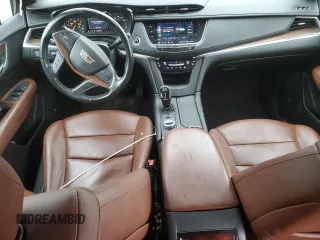 2022 Cadillac XT5 FWD Premium Luxury with VIN 1GYKNCRS1NZ117079, listed as a Copart auction lot 41448805 with 17,552 mi miles and Salvage title. Bid and sale history available at DreamBid. Image 8.