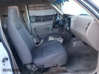 2001 Ford Explorer Sport with VIN 1FMYU60E21UC61917, listed as a Copart auction lot 47710121 with 290,668 mi miles and Non Repairable. Bid and sale history available at carsss.com. Image 5.