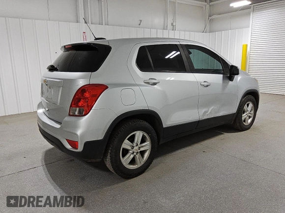 2020 Chevrolet Trax LS with VIN KL7CJKSB3LB027381, listed as a Copart auction lot 43822765 with 148,444 mi miles and Clean Title. Bid and sale history available at carsss.com. Image 3.