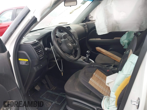 2016 Kia Soul with VIN KNDJN2A23G7341136, listed as a IAAI auction lot 41780119 with 1 mi miles. Bid and sale history available at carsss.com. Image 5.