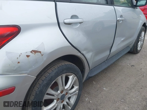 2005 Scion xA z VIN JTKKT604350106657, wystawiony jako IAAI lot #42100228 z przebiegiem 120 800 mil mil oraz . Historia ofert i sprzedaży dostępna na DreamBid. Obrazek 12.