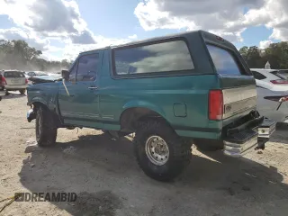 1996 Ford Bronco Custom with VIN 1FMEU15HXTLB54292, listed as a Copart auction lot 82197904 with Not Provided miles and Non Repairable. Bid and sale history available at DreamBid. Image 2.
