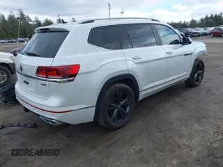 2022 Volkswagen Atlas SEL R-Line z VIN 1V2AR2CA3NC548668, wystawiony jako IAAI lot #41967112 z przebiegiem 35 101 mil mil oraz . Historia ofert i sprzedaży dostępna na DreamBid. Obrazek 4.