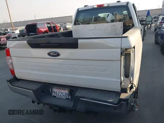 2022 Ford F-250 XL z VIN 1FT7W2BT5NEC17344, wystawiony jako IAAI lot #41150860 z przebiegiem 76 879 mil mil oraz . Historia ofert i sprzedaży dostępna na DreamBid. Obrazek 17.
