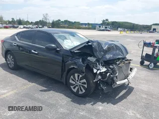 2023 Nissan Altima S with VIN 1N4BL4BV4PN354459, listed as a IAAI auction lot 42102997 with 39,426 mi miles and . Bid and sale history available at carsss.com. Image 1.