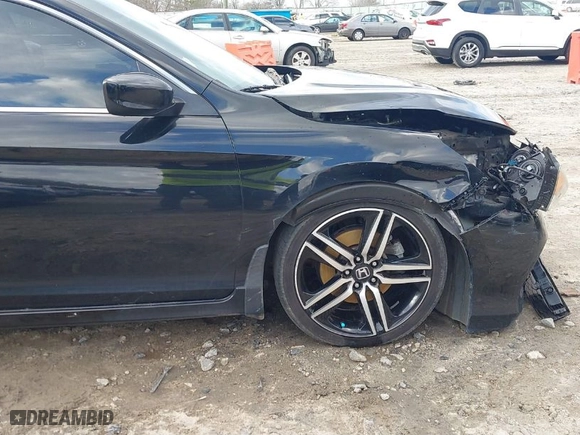 2016 Honda Accord Sedan Sport with VIN 1HGCR2F52GA070879, listed as a IAAI auction lot 41538233 with 195,153 mi miles. Bid and sale history available at carsss.com. Image 17.