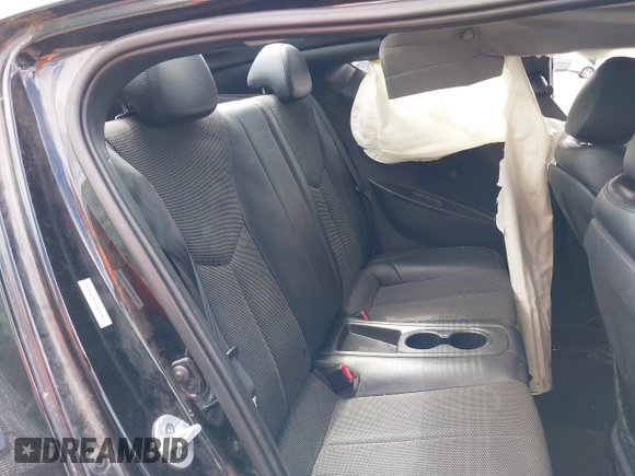 2013 Hyundai Veloster w/Black Int с VIN KMHTC6AD5DU084996, выставлен на аукционе IAAI как лот 42279292 с пробегом 179 460 миль миль и . История ставок и продаж доступна на DreamBid. Изображение 8.