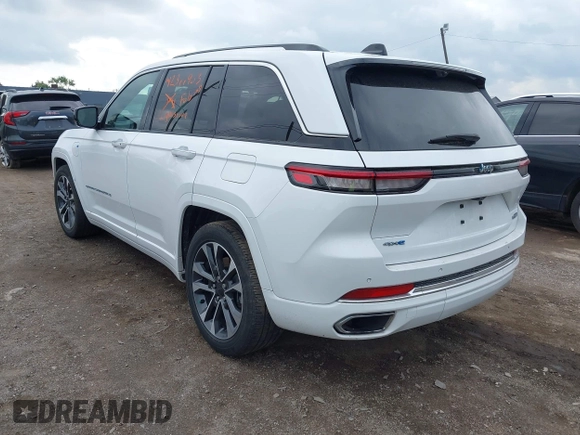2022 Jeep Grand Cherokee Overland z VIN 1C4RJYD60N8717511, wystawiony jako IAAI lot #42366903 z przebiegiem 43 844 mil mil oraz . Historia ofert i sprzedaży dostępna na DreamBid. Obrazek 3.