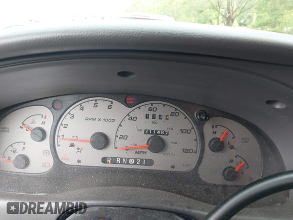 2003 Ford Ranger XL Fleet with VIN 1FTYR44V83PA59301, listed as a IAAI auction lot 42122557 with 211,487 mi miles. Bid and sale history available at carsss.com. Image 7.